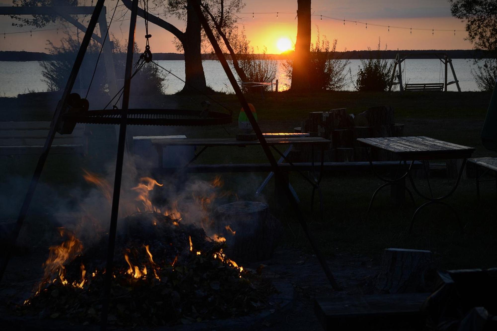 Camping Szczecinek Domy Wypoczynkowe 外观 照片
