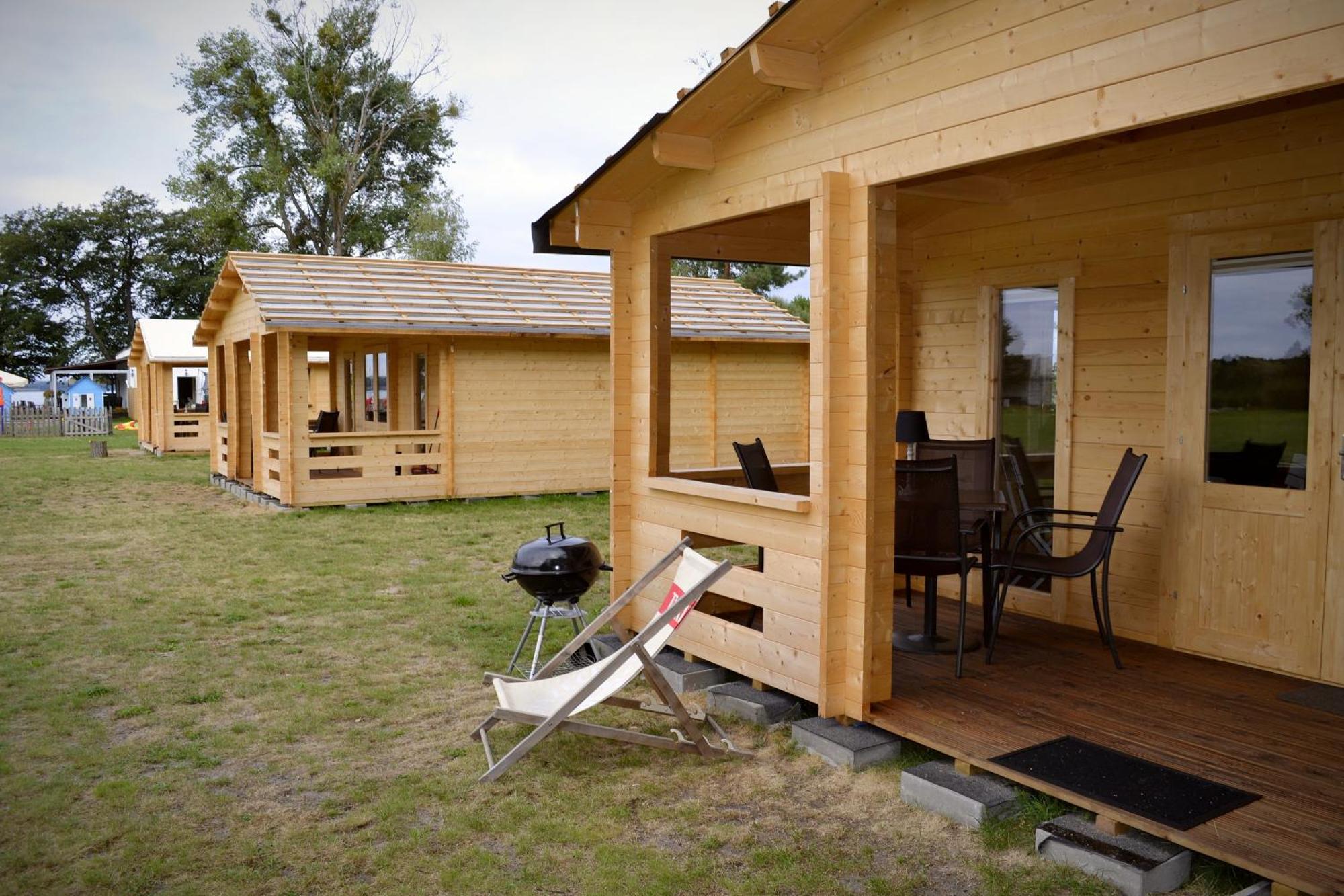 Camping Szczecinek Domy Wypoczynkowe 外观 照片